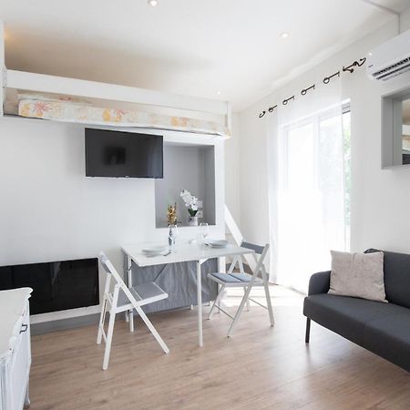 Apartament Le Partage Des Eaux - 4 Couchages - Hypercentre - Clim - Wifi LʼIsle-sur-la-Sorgue Zewnętrze zdjęcie