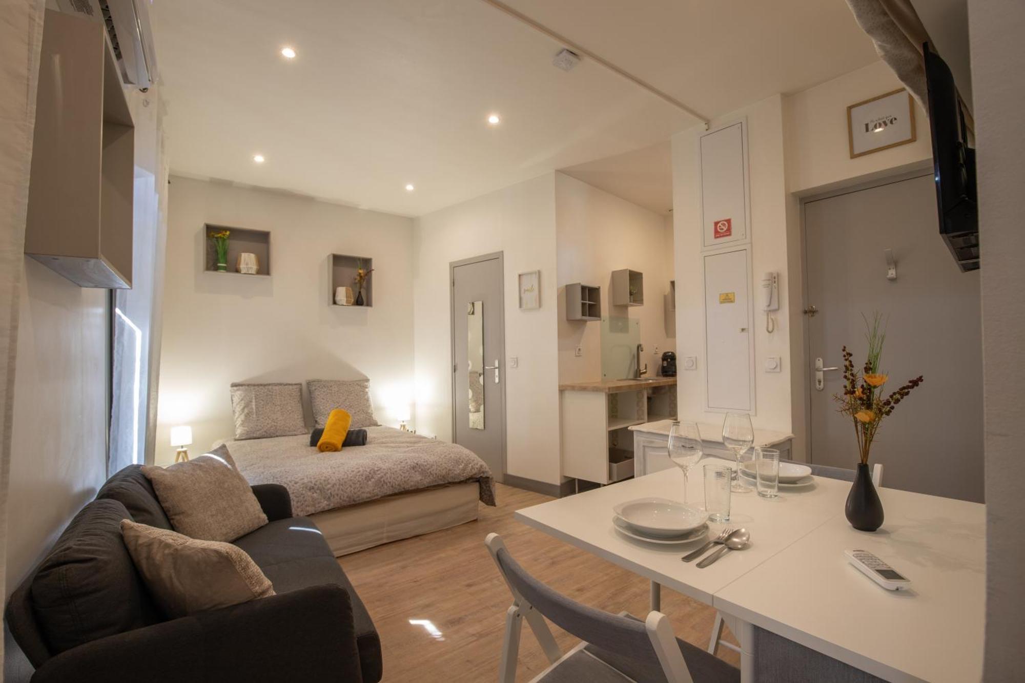 Apartament Le Partage Des Eaux - 4 Couchages - Hypercentre - Clim - Wifi LʼIsle-sur-la-Sorgue Zewnętrze zdjęcie