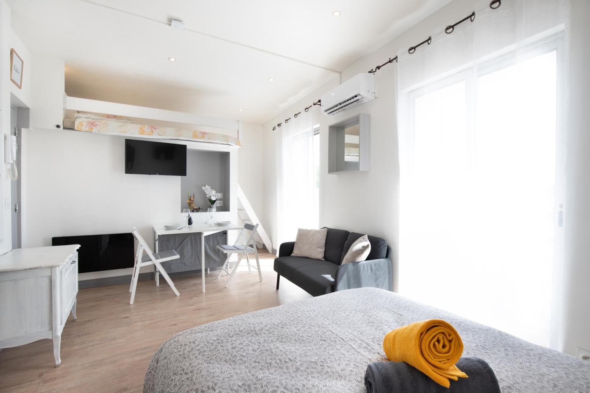 Apartament Le Partage Des Eaux - 4 Couchages - Hypercentre - Clim - Wifi LʼIsle-sur-la-Sorgue Zewnętrze zdjęcie